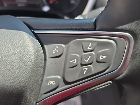Used 2024 Chevrolet Equinox Premier AWD/4WD image 19