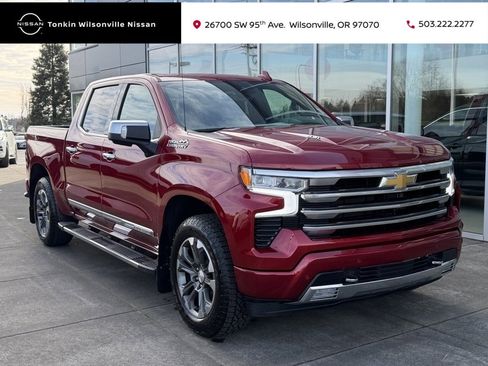 Used 2025 Chevrolet Silverado 1500 High Country w/ Technology Package image 1