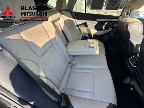 Used 2024 Subaru Outback Limited image 43