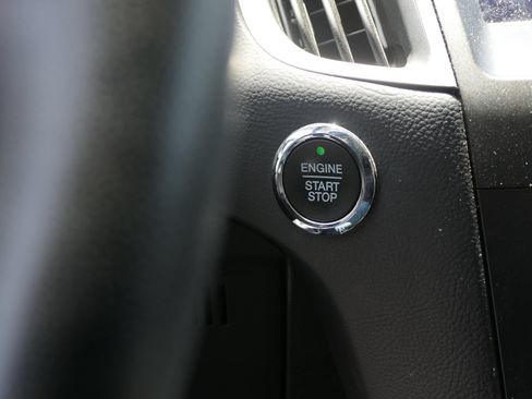 Used 2020 Ford Edge SEL AWD/4WD image 17