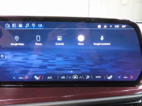 Used 2025 Chevrolet Traverse Z71 image 21