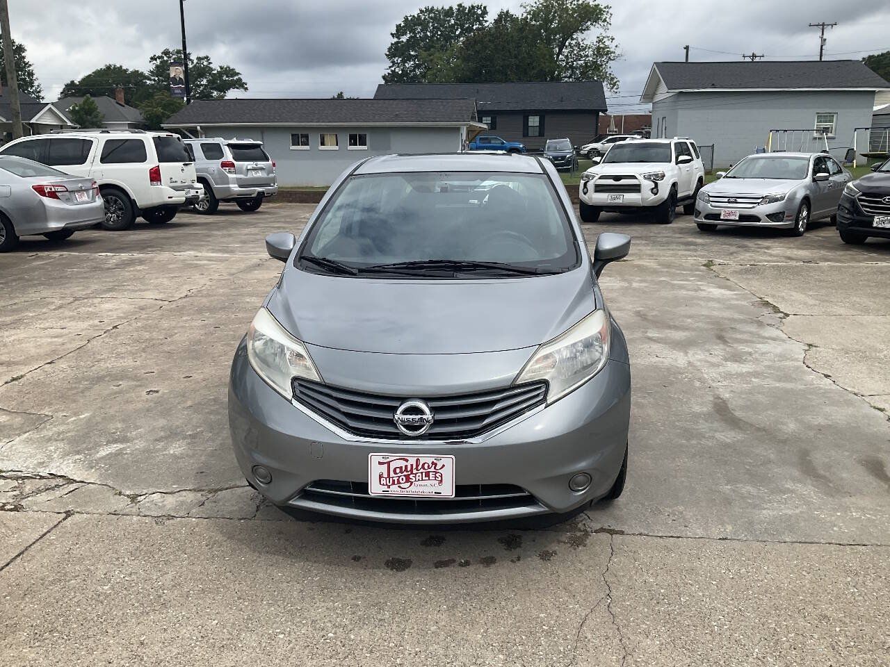 Used 2015 Nissan Versa Note SV w/ Sport Value Package FWD image 8