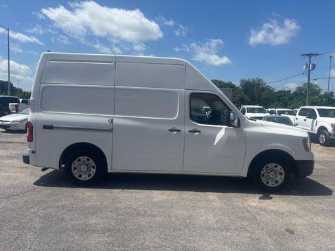 Used 2018 Nissan NV 2500 SV RWD image 7