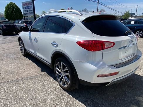 Used 2017 INFINITI QX50 2WD w/ Premium Plus Package image 13