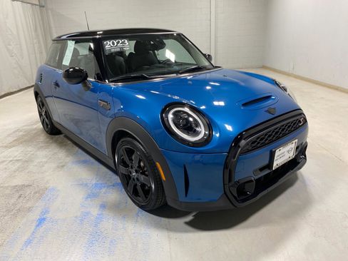 Certified 2023 MINI Cooper S image 4