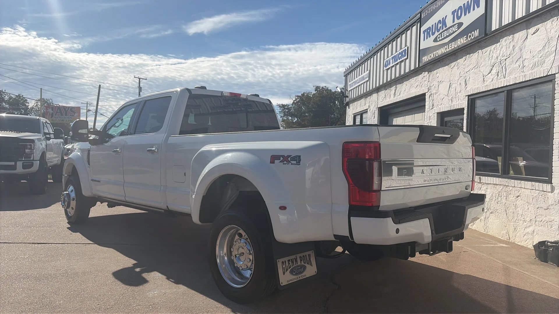 Used 2020 Ford F450 Platinum w/ FX4 Off-Road Package AWD/4WD image 3