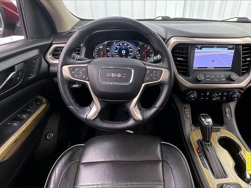 Used 2017 GMC Acadia Denali w/ Technology Package image 5