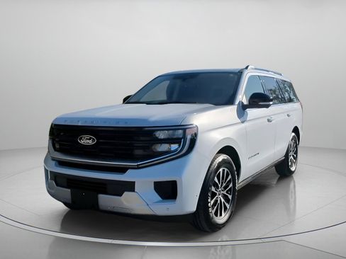 Certified 2025 Ford Expedition Platinum image 10