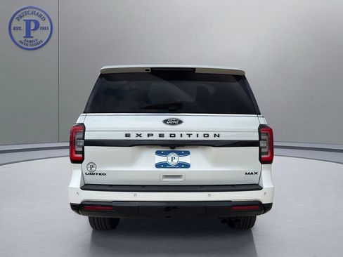 Used 2023 Ford Expedition Max Limited AWD/4WD image 6