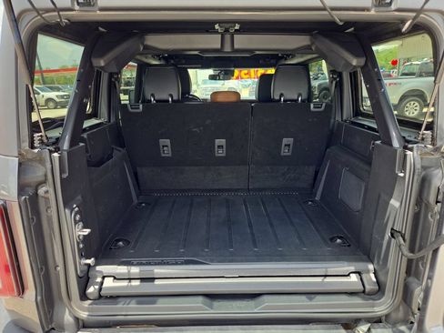 Used 2024 Ford Bronco Outer Banks AWD/4WD image 18