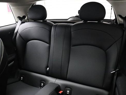 Used 2020 MINI Cooper S w/ Premium Package FWD image 16