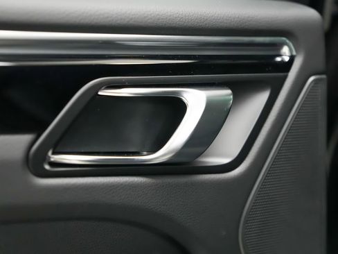 New 2026 Porsche Macan Turbo image 15