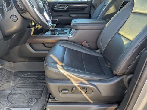 Used 2023 GMC Sierra 1500 SLT w/ SLT Premium Package image 13