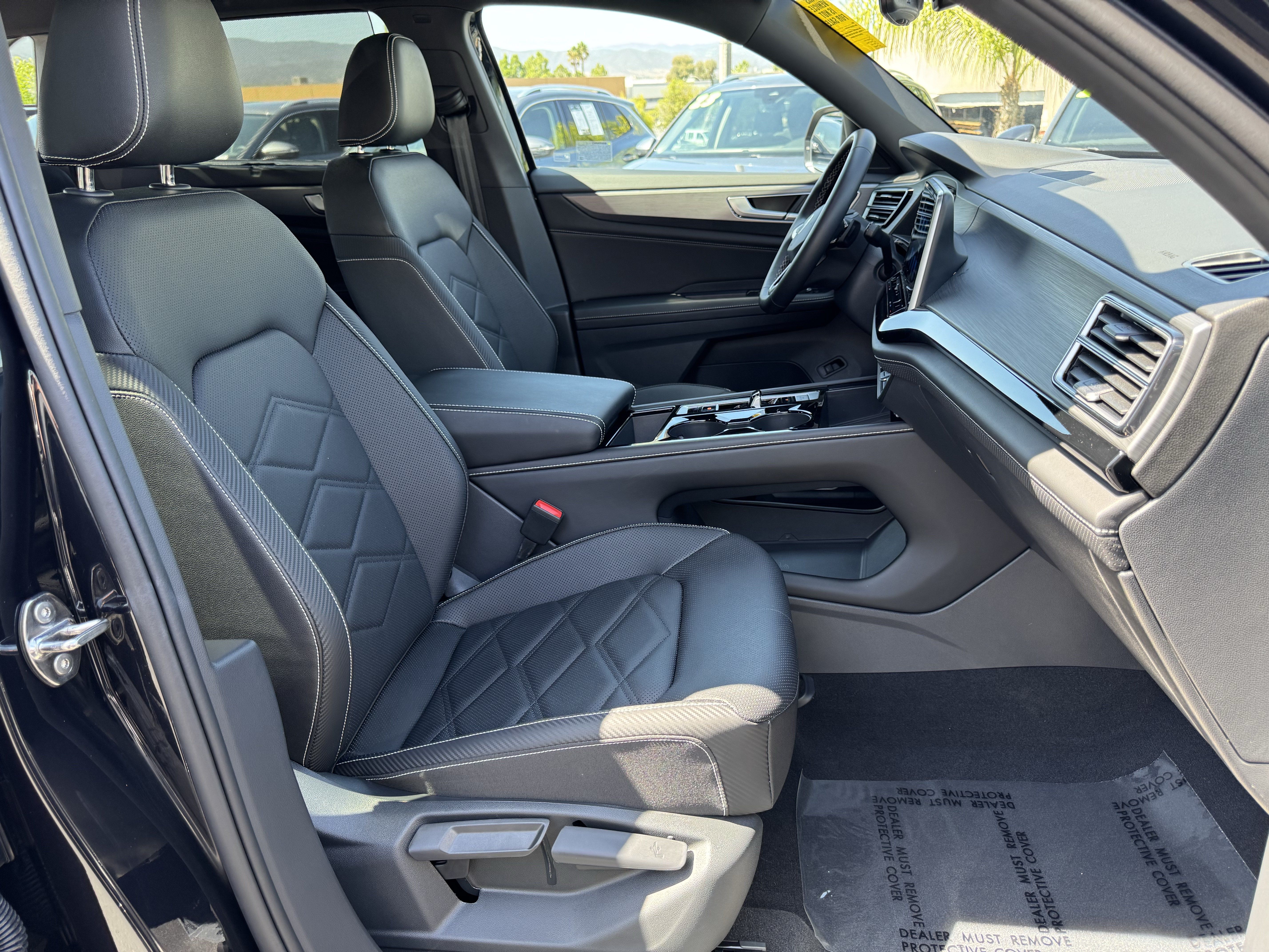 Used 2026 Volkswagen Atlas Cross Sport SE FWD image 35
