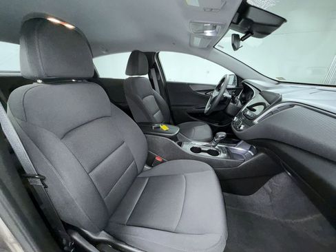 Used 2024 Chevrolet Malibu LT FWD image 12