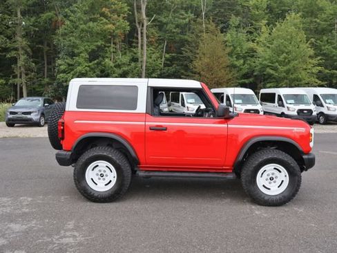Used 2024 Ford Bronco Heritage Edition AWD/4WD image 8