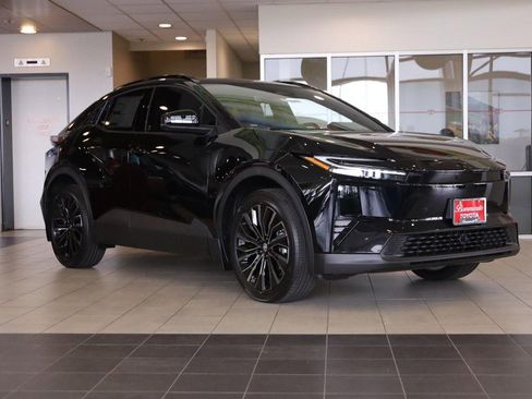 New 2026 Toyota C-HR AWD/4WD image 2