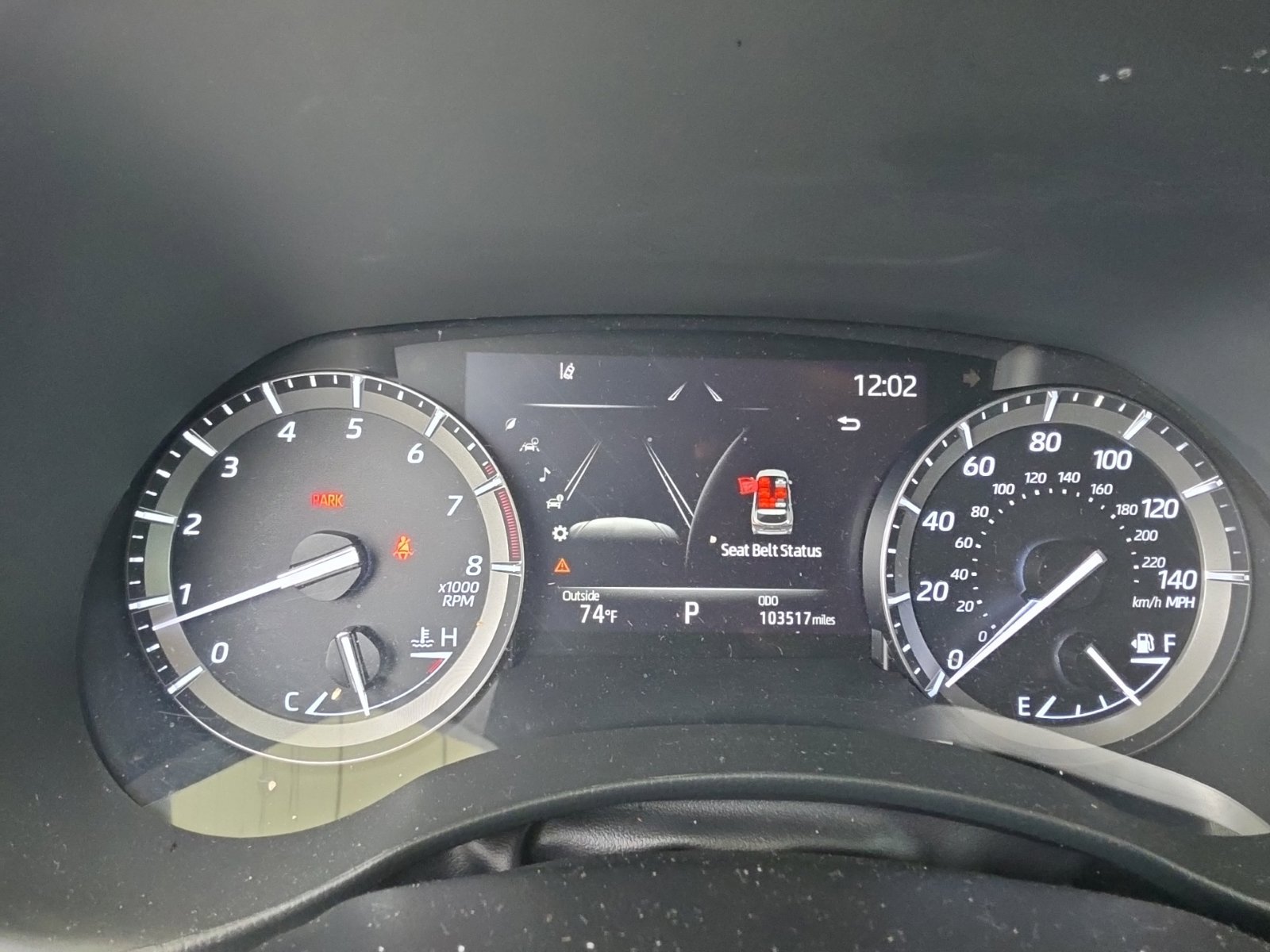 Used 2021 Toyota Highlander XLE AWD/4WD image 9