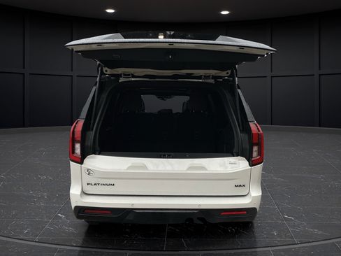 New 2026 Ford Expedition Max Platinum w/ Stealth Appearance Package AWD/4WD image 9