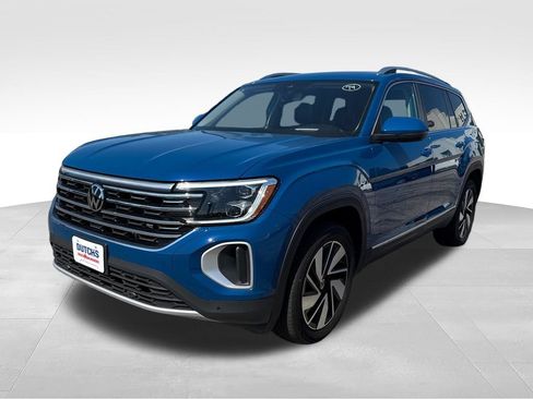 Used 2025 Volkswagen Atlas SEL AWD/4WD image 8