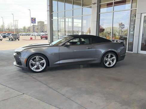 Used 2022 Chevrolet Camaro SS image 11