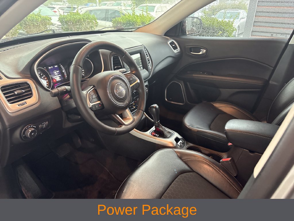 Used 2021 Jeep Compass Latitude w/ Sun and Sound Group FWD image 5