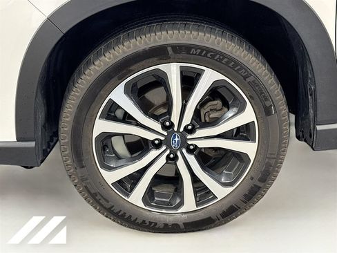 Used 2022 Subaru Forester Limited AWD/4WD image 33