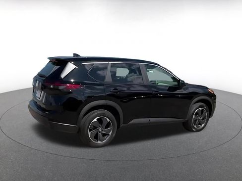 Used 2025 Nissan Rogue SV AWD/4WD image 11