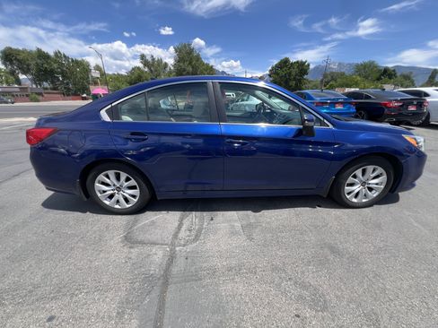 Used 2016 Subaru Legacy 2.5i Premium AWD/4WD image 4