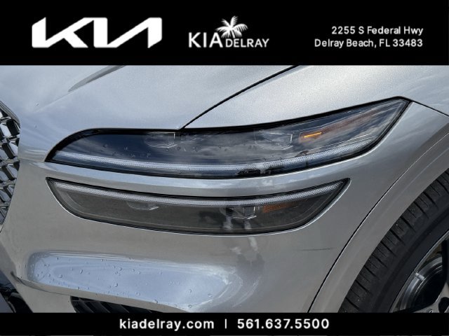 Used 2023 Genesis GV70 2.5T w/ Sport Prestige Package AWD/4WD image 6