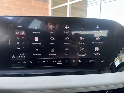 Used 2025 Audi Q6 e-tron Premium w/ Convenience Package RWD image 19