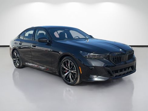 New 2027 BMW 540i xDrive w/ M Sport Package AWD/4WD image 1