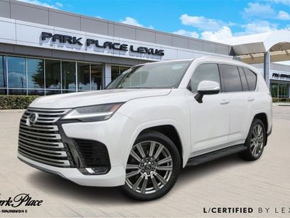 Used 2023 Lexus LX 600 4WD w/ Ultra Luxury Package