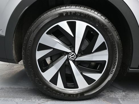 Used 2023 Volkswagen ID.4 Pro image 13