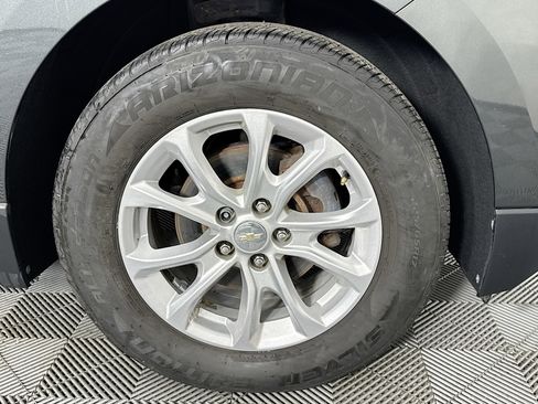 Used 2019 Chevrolet Equinox LT w/ Driver Convenience Package image 31