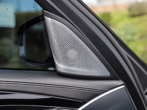 Used 2019 BMW M5 w/ Executive Package image 38