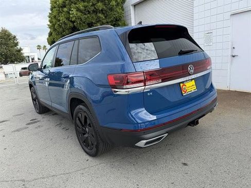 New 2026 Volkswagen Atlas SE image 4