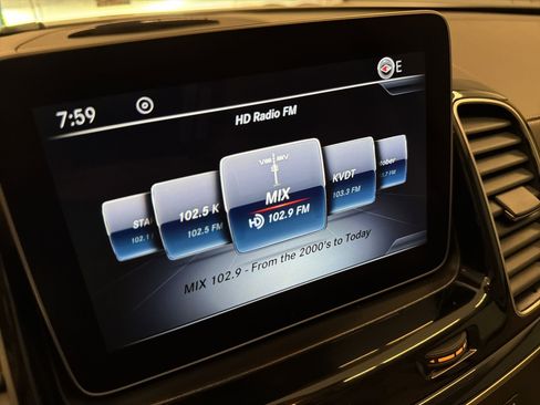 Used 2019 Mercedes-Benz GLS 550 4MATIC w/ Driver Assistance Package image 22