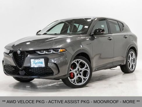 Used 2024 Alfa Romeo Tonale Veloce w/ Active Assist Package AWD/4WD image 1