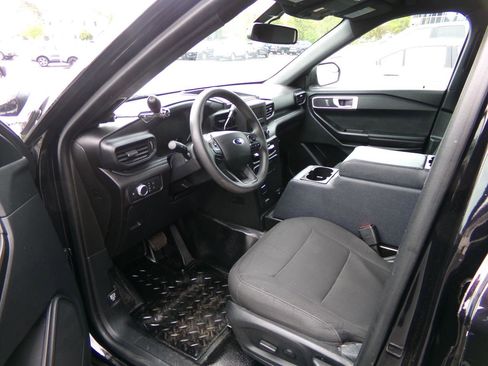 Used 2022 Ford Explorer 4WD Police Interceptor image 9