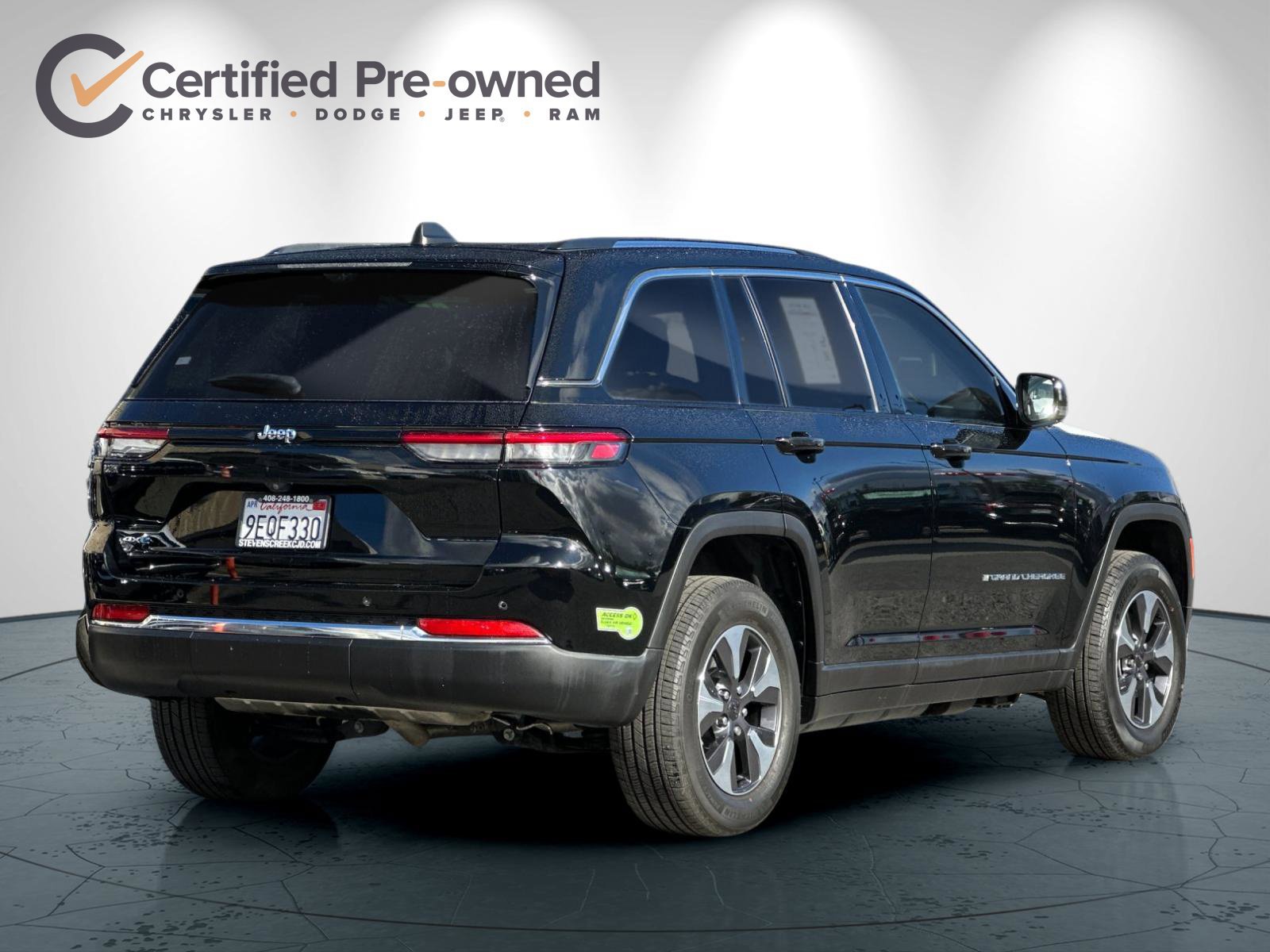 Used 2022 Jeep Grand Cherokee Limited 4xe w/ Luxury Tech Group II AWD/4WD image 4