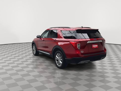 Certified 2023 Ford Explorer XLT w/ Equipment Group 202A AWD/4WD image 40