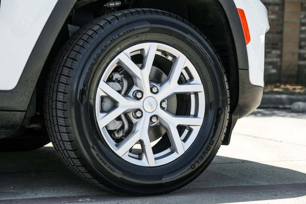 Used 2022 Jeep Grand Cherokee Limited RWD image 69