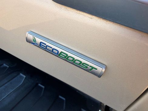 Used 2018 Ford F150 Platinum w/ Equipment Group 701A Luxury image 11