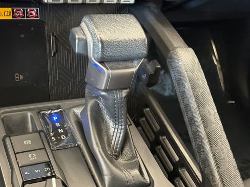 Used 2024 Toyota Tacoma SR5 AWD/4WD image 21