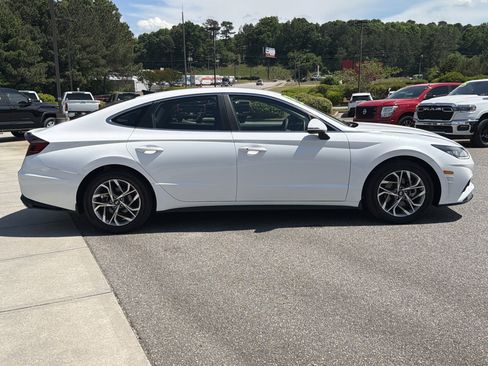 Used 2022 Hyundai Sonata SEL FWD image 18