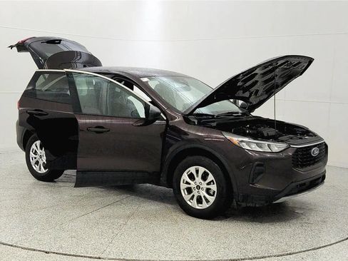Used 2023 Ford Escape Active AWD/4WD image 9