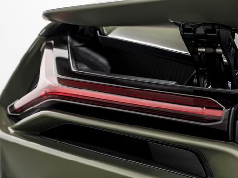 Used 2025 Lamborghini Revuelto image 52