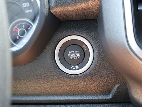 New 2026 RAM 1500 Big Horn AWD/4WD image 30