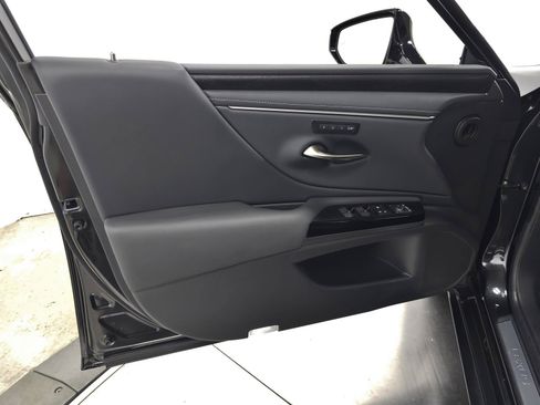 Certified 2024 Lexus ES 300h w/ Premium Package FWD image 14